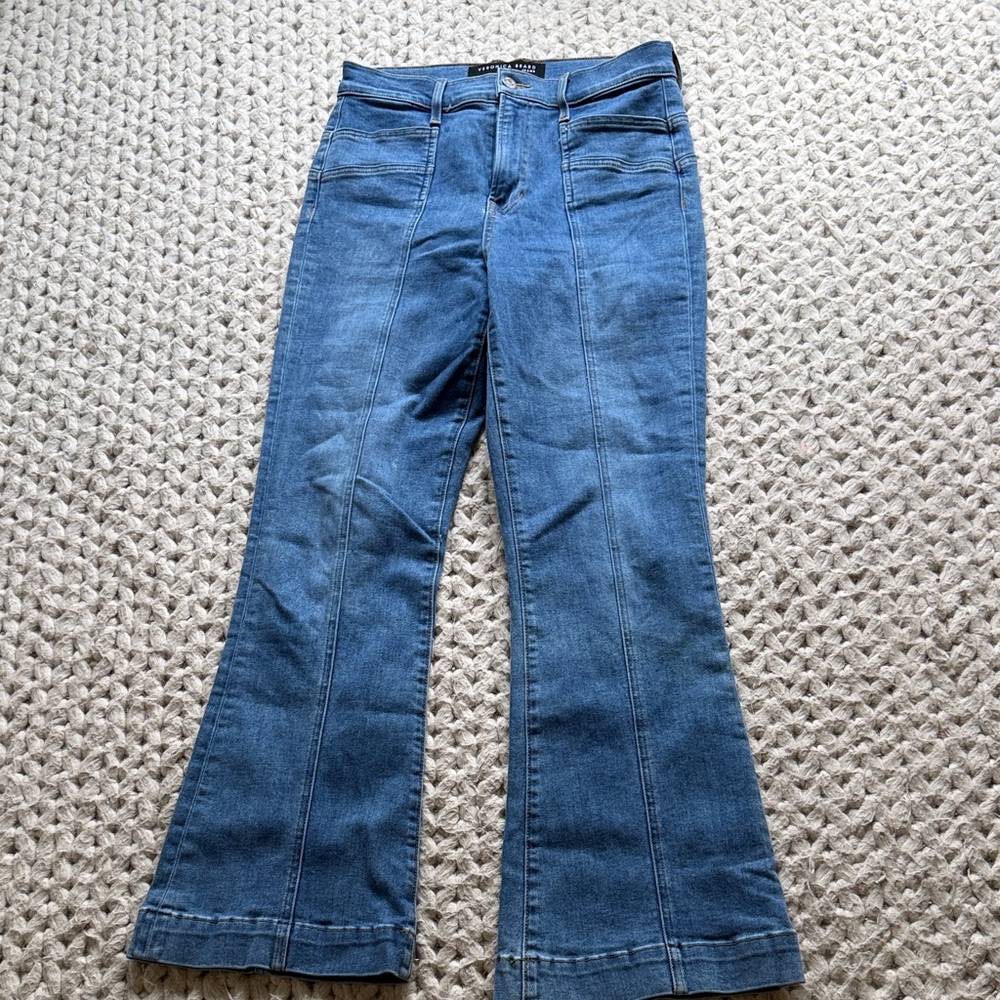 Veronica Beard Flare Blue Jeans Carson high rise crop